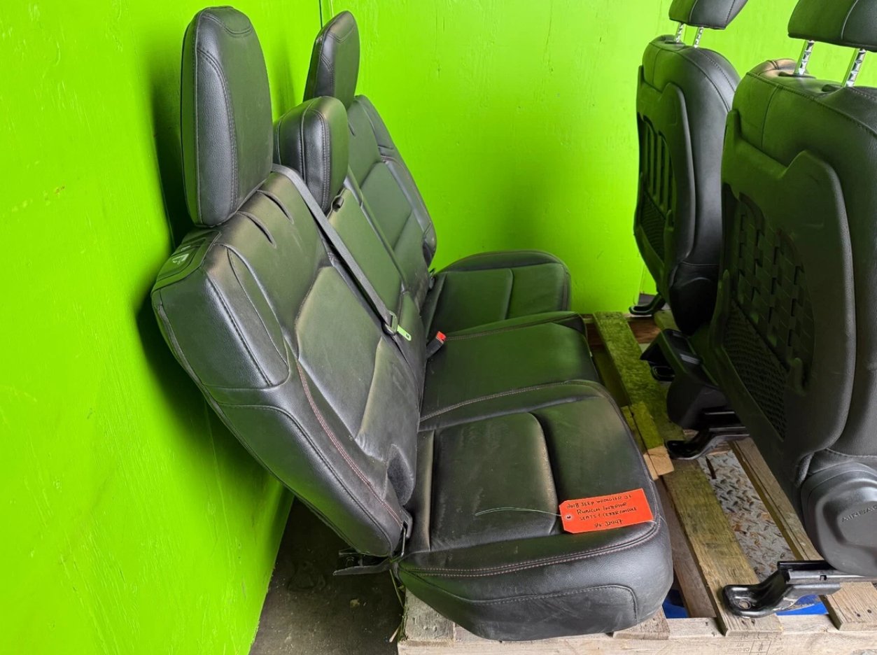 2018–2023 Jeep Wrangler JL Rubicon Heated Black Leather Interior Set - Image 3