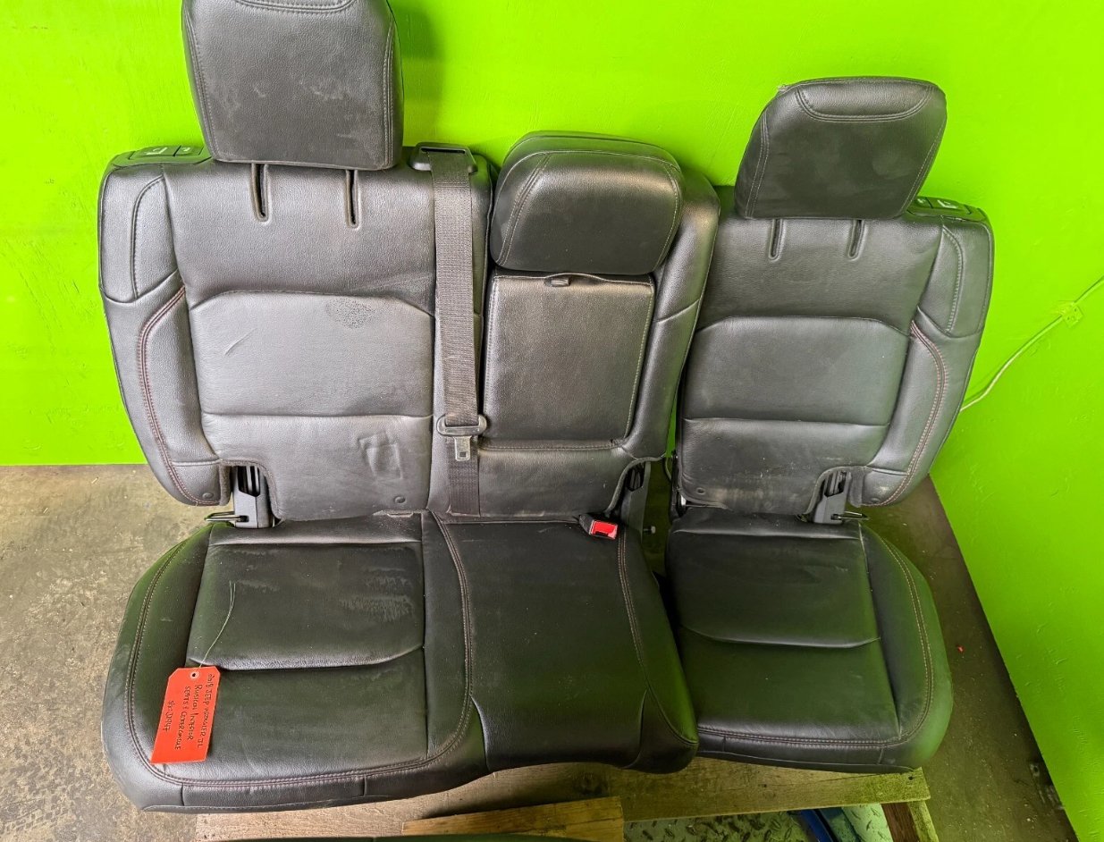 2018–2023 Jeep Wrangler JL Rubicon Heated Black Leather Interior Set - Image 5