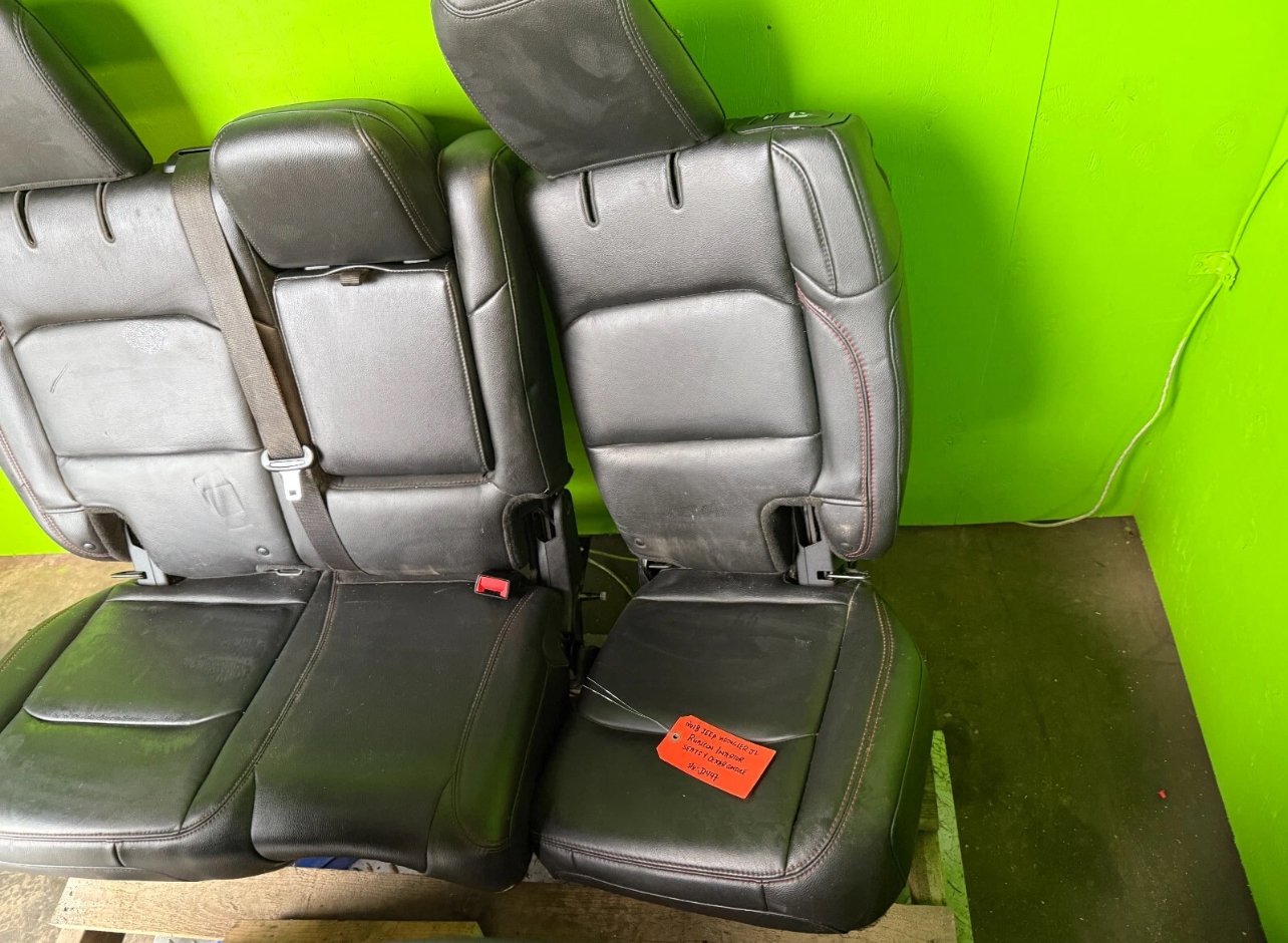 2018–2023 Jeep Wrangler JL Rubicon Heated Black Leather Interior Set - Image 4