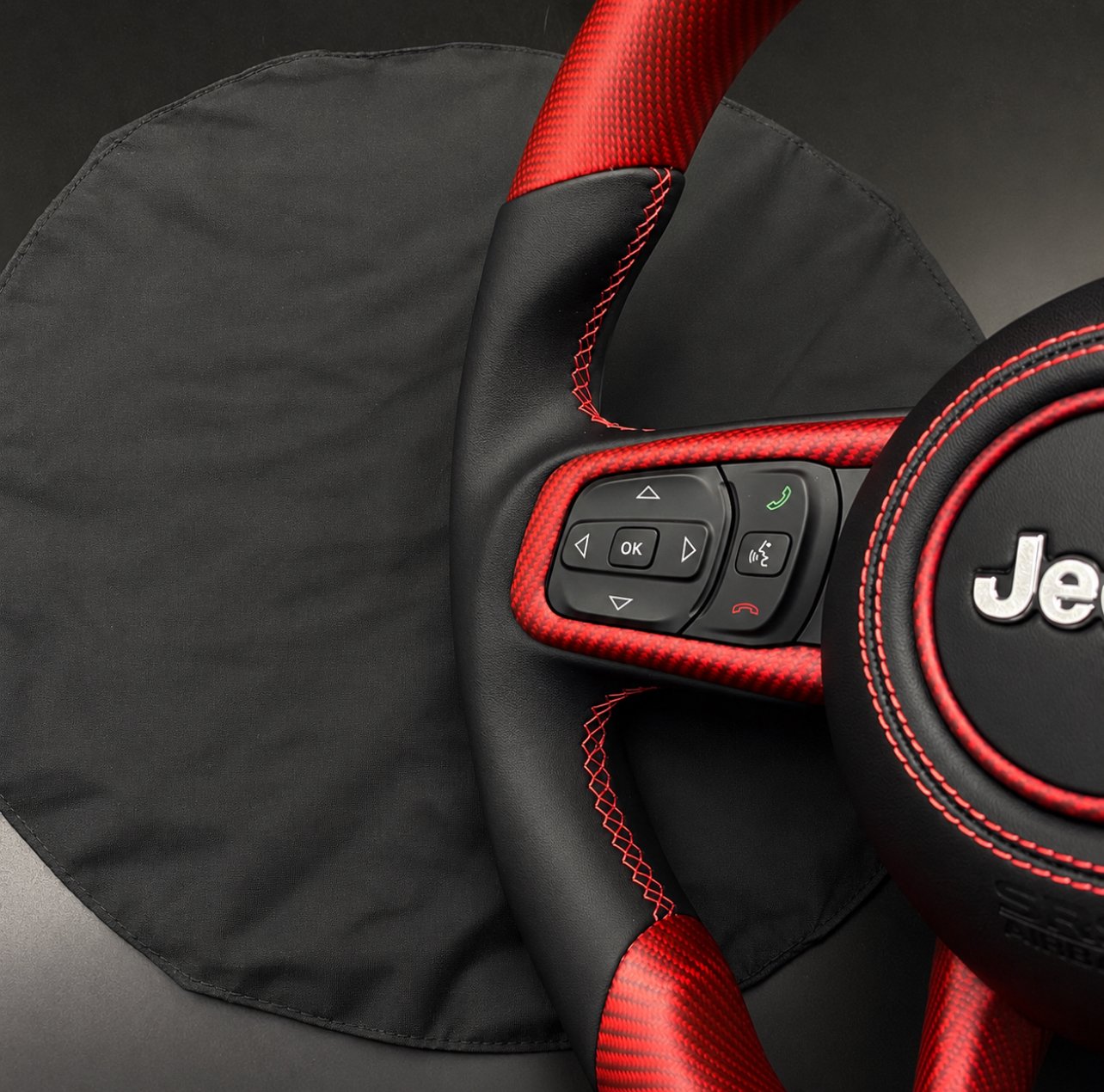 Heated Red Carbon Fiber Steering Wheel – Jeep Wrangler JT/JL - Image 3